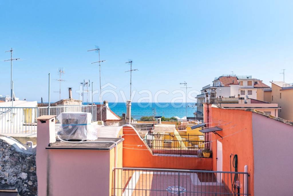 casa indipendente in vendita a Borghetto Santo Spirito