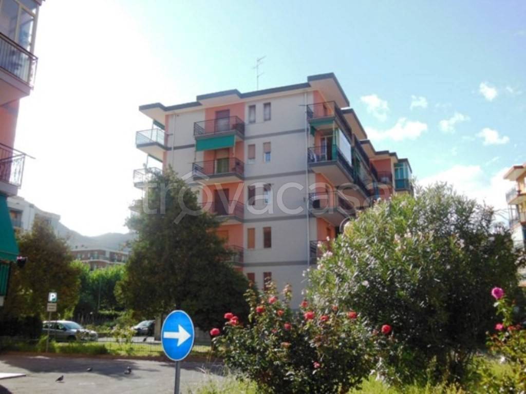 appartamento in vendita a Borghetto Santo Spirito