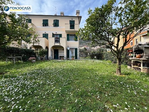 appartamento in vendita a Borghetto Santo Spirito