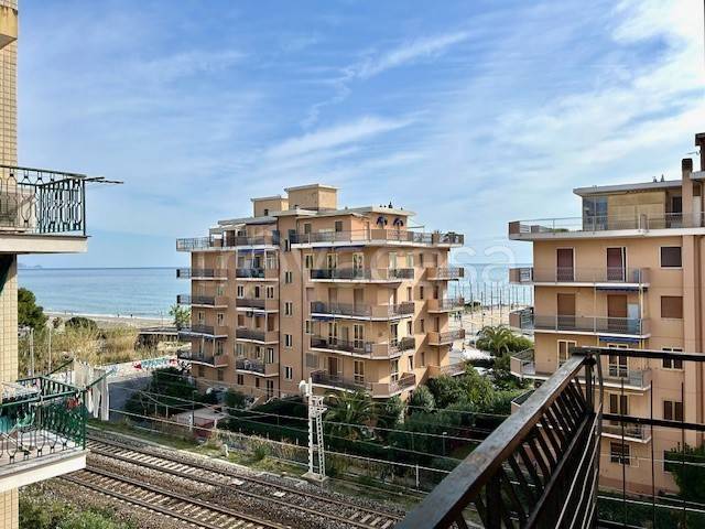 appartamento in vendita a Borghetto Santo Spirito