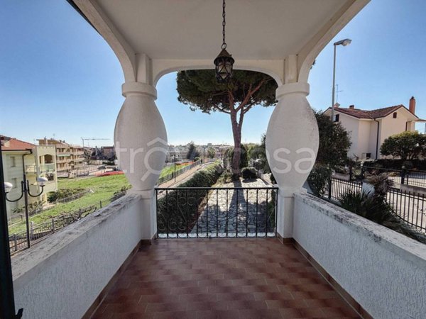 casa indipendente in vendita a Borghetto Santo Spirito