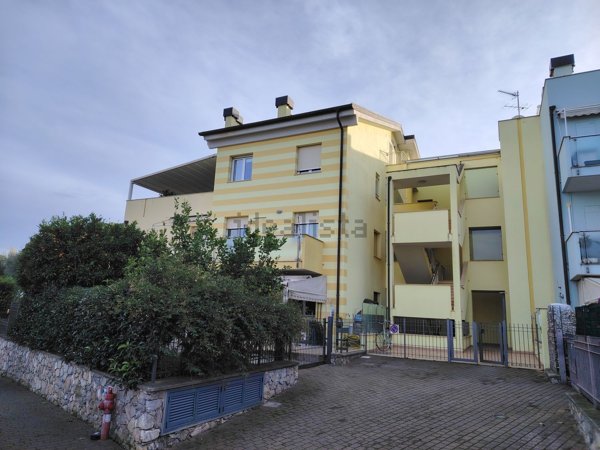 appartamento in vendita a Borghetto Santo Spirito