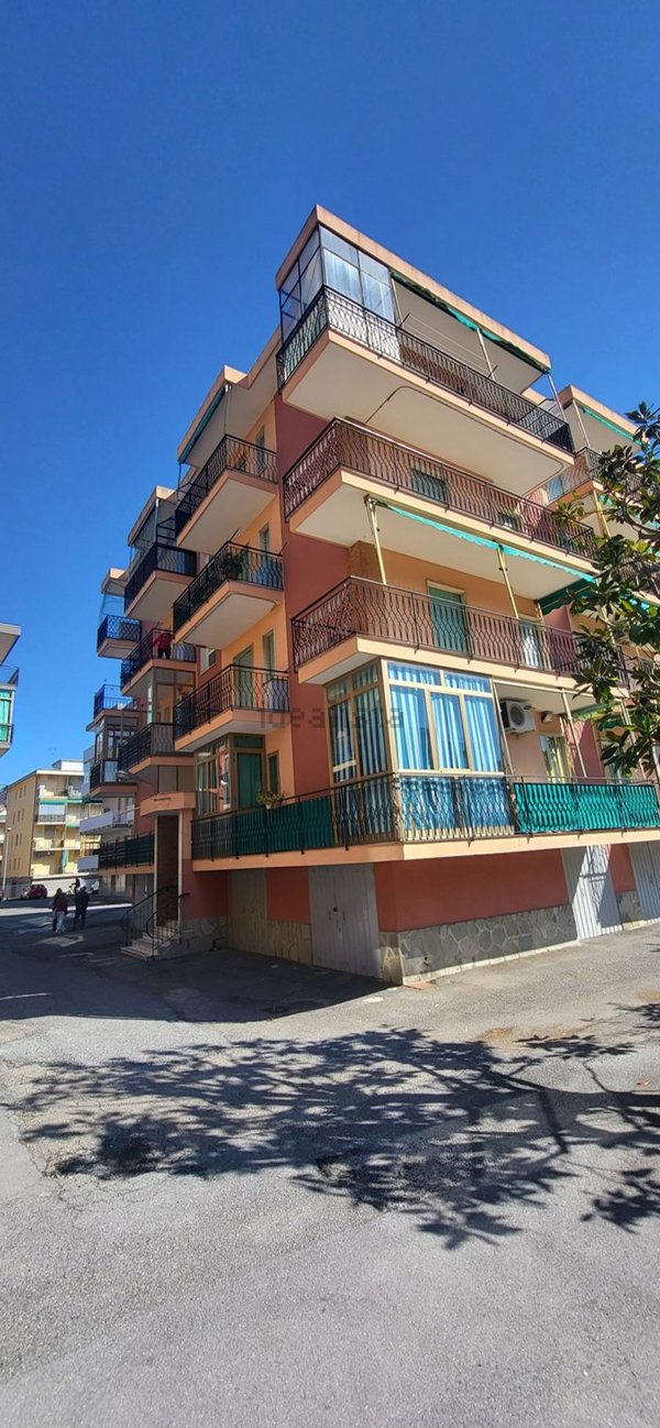 appartamento in vendita a Borghetto Santo Spirito