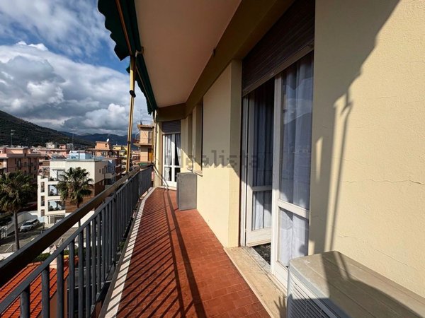 appartamento in vendita a Borghetto Santo Spirito