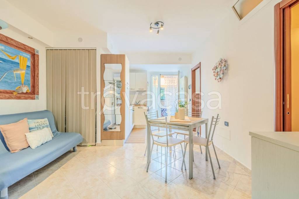 appartamento in vendita a Borghetto Santo Spirito