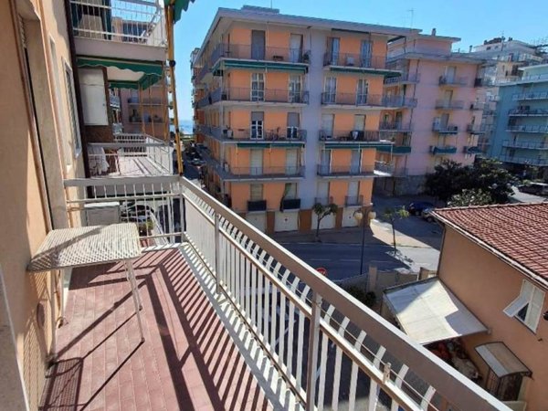 appartamento in vendita a Borghetto Santo Spirito