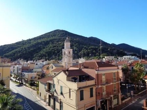 appartamento in vendita a Borghetto Santo Spirito