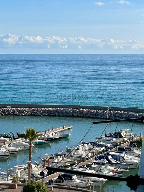 appartamento in vendita a Borghetto Santo Spirito