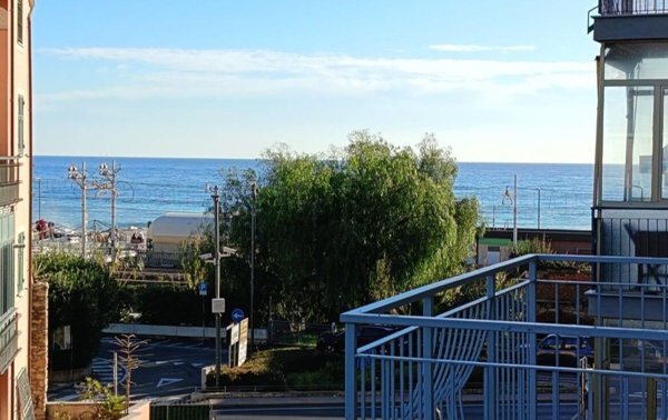 appartamento in vendita a Borghetto Santo Spirito