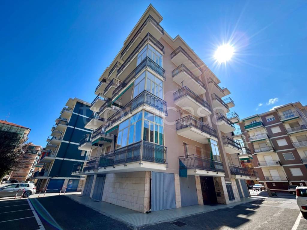 appartamento in vendita a Borghetto Santo Spirito