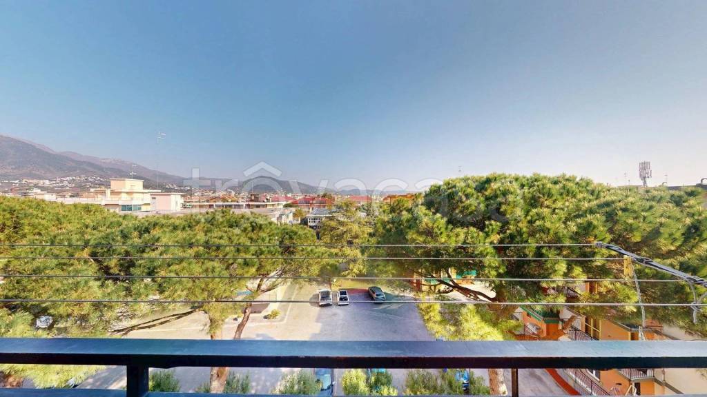 appartamento in vendita a Borghetto Santo Spirito