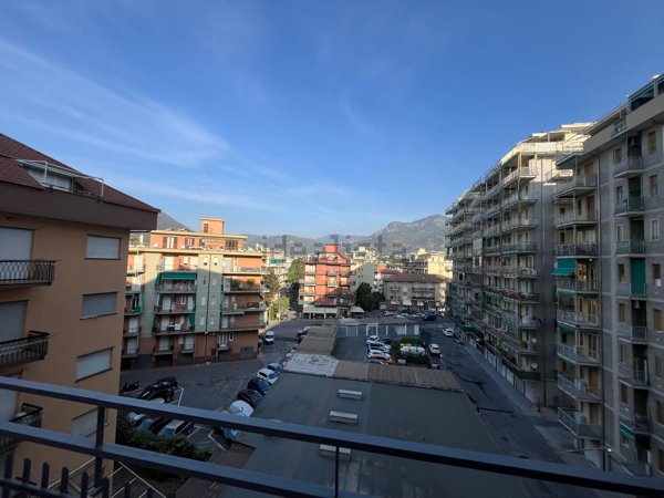 appartamento in vendita a Borghetto Santo Spirito