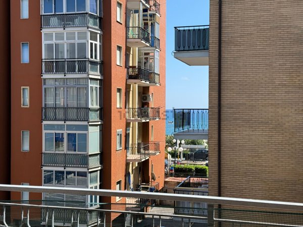 appartamento in vendita a Borghetto Santo Spirito