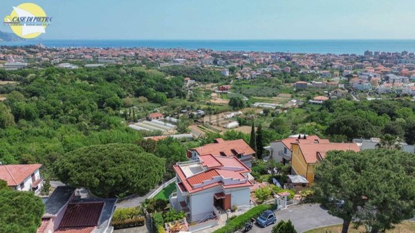 casa indipendente in vendita a Borghetto Santo Spirito