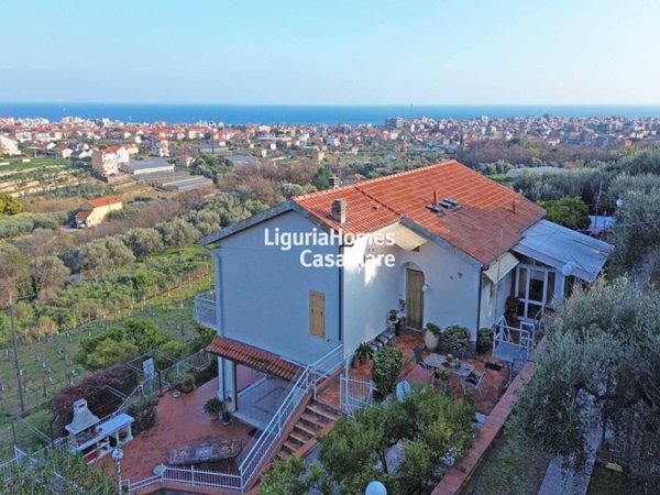 appartamento in vendita a Borghetto Santo Spirito