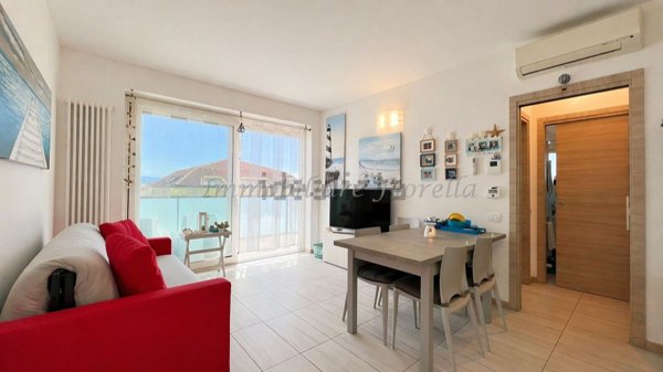 appartamento in vendita a Borghetto Santo Spirito