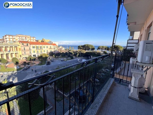 appartamento in vendita a Borghetto Santo Spirito