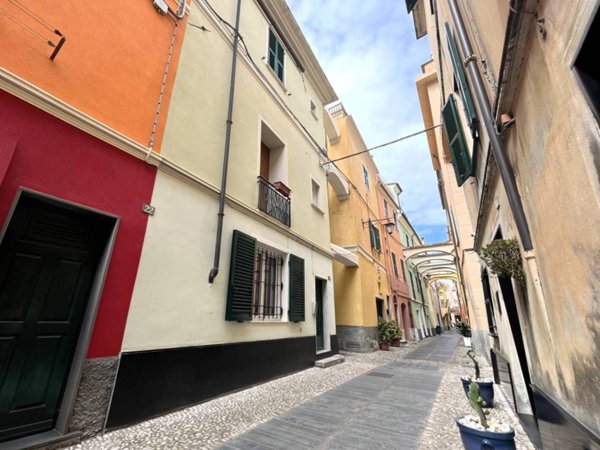 appartamento in vendita a Borghetto Santo Spirito