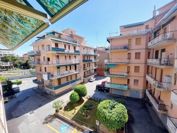 appartamento in vendita a Borghetto Santo Spirito