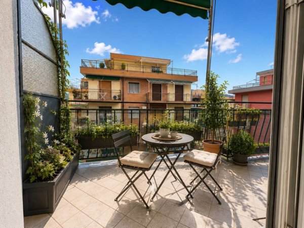 appartamento in vendita a Borghetto Santo Spirito