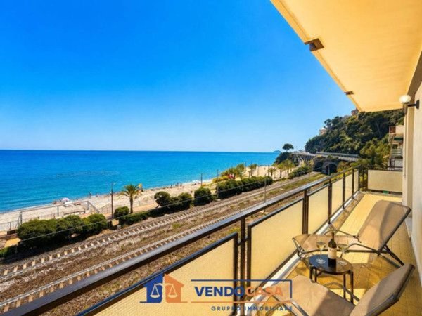 appartamento in vendita a Borghetto Santo Spirito