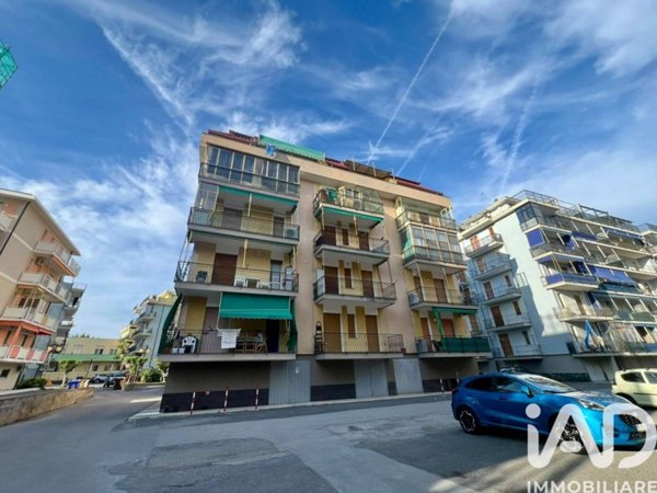 appartamento in vendita a Borghetto Santo Spirito