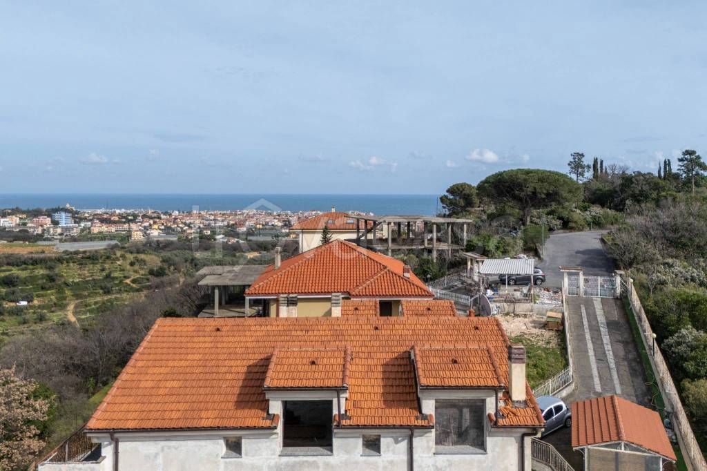appartamento in vendita a Borghetto Santo Spirito