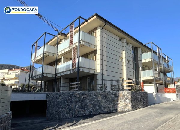 appartamento in vendita a Borghetto Santo Spirito