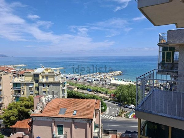 appartamento in vendita a Borghetto Santo Spirito