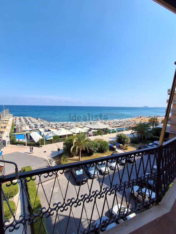 appartamento in vendita a Borghetto Santo Spirito