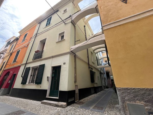 appartamento in vendita a Borghetto Santo Spirito