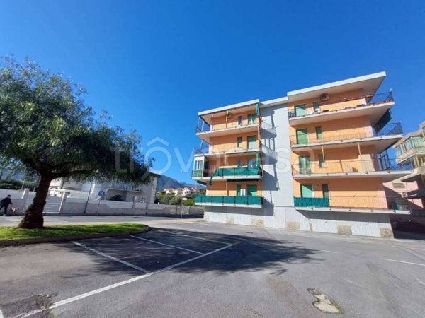 appartamento in vendita a Borghetto Santo Spirito