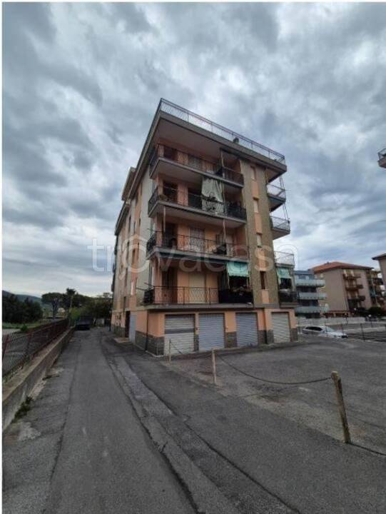 appartamento in vendita a Borghetto Santo Spirito