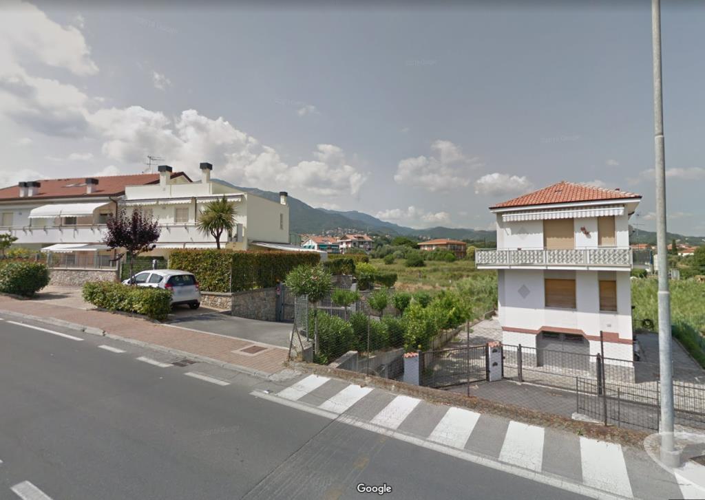 box auto in vendita a Borghetto Santo Spirito