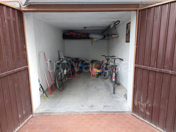 box auto in vendita a Borghetto Santo Spirito