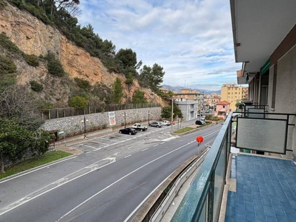 appartamento in vendita a Borghetto Santo Spirito