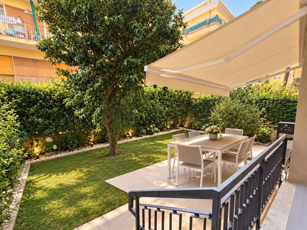 appartamento in vendita a Borghetto Santo Spirito