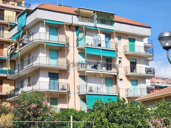 appartamento in vendita a Borghetto Santo Spirito