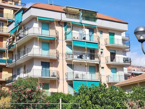 appartamento in vendita a Borghetto Santo Spirito