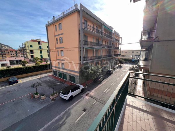 appartamento in vendita a Borgio Verezzi in zona Borgio