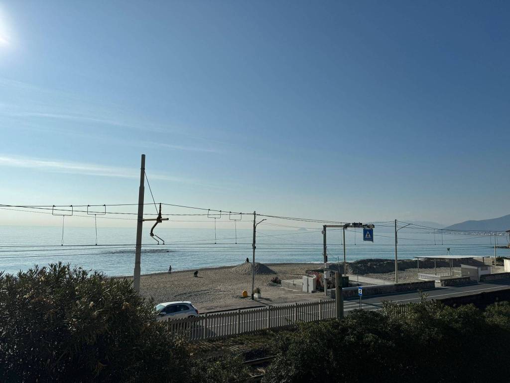 appartamento in vendita a Borgio Verezzi in zona Borgio