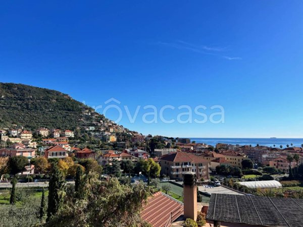 casa indipendente in vendita a Borgio Verezzi in zona Borgio