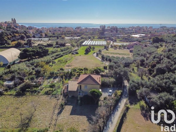 casa indipendente in vendita a Borgio Verezzi in zona Borgio