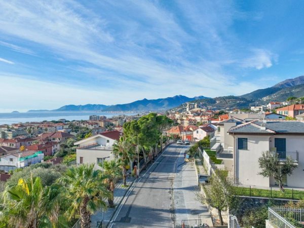 appartamento in vendita a Borgio Verezzi in zona Borgio