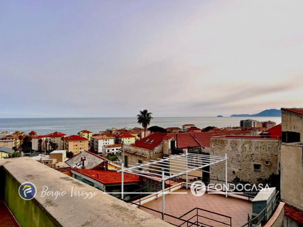 casa indipendente in vendita a Borgio Verezzi in zona Borgio