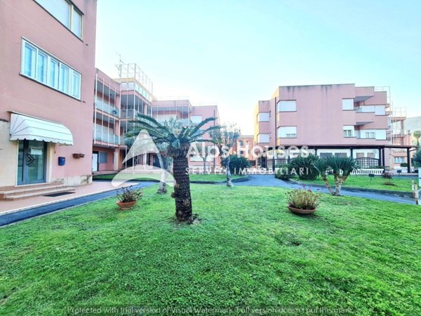 appartamento in vendita a Borgio Verezzi in zona Borgio