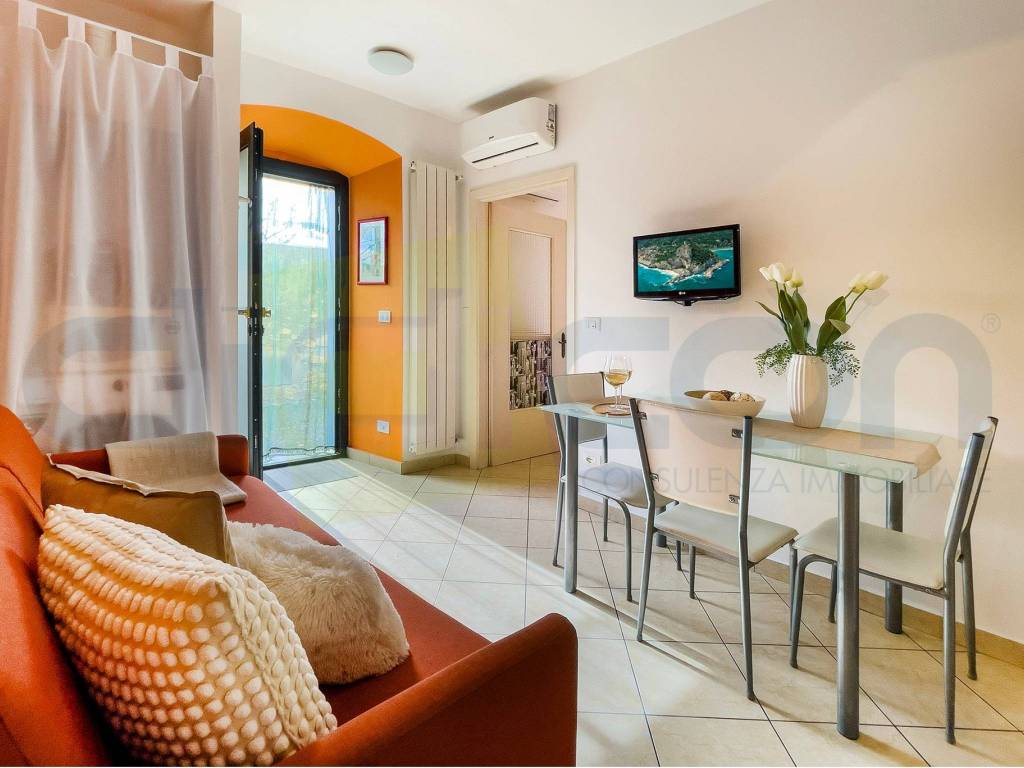 appartamento in vendita a Borgio Verezzi in zona Borgio
