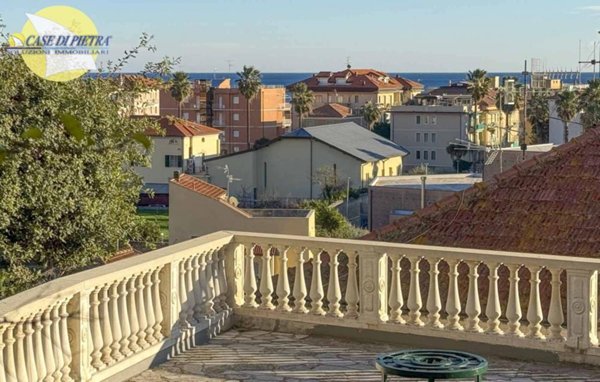 appartamento in vendita a Borgio Verezzi in zona Borgio