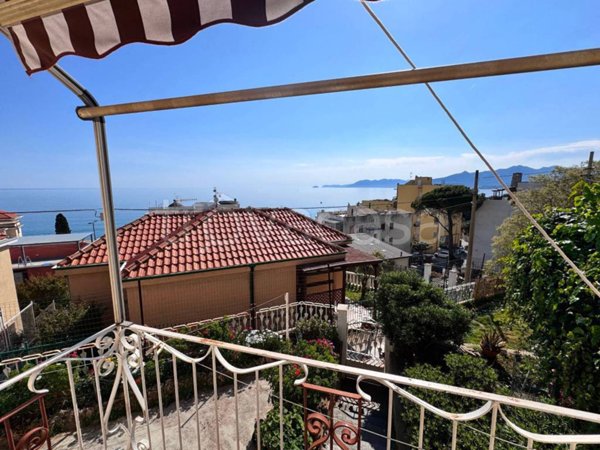 casa indipendente in vendita a Borgio Verezzi in zona Borgio
