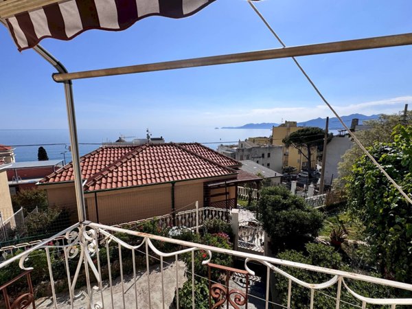 casa indipendente in vendita a Borgio Verezzi in zona Verezzi